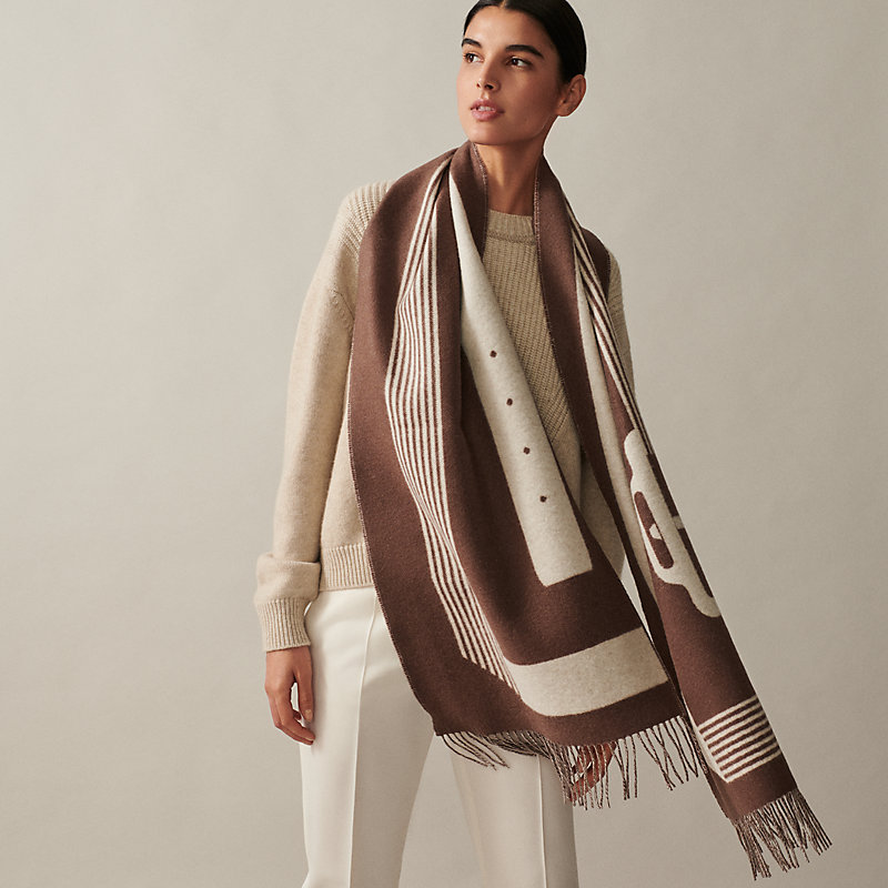 極上のカシミア HERMES Casaque Sangle a Boucle マフラー カシミア100％【HERMES】Casaque Sangle a Boucle マフラー